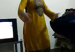 Eric hat deutsch porn gratis die Schwester seines Freundes grob gefickt