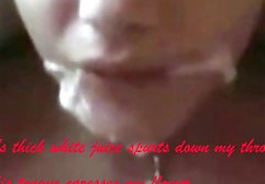 Zwei glatzköpfige schwule Männer, die Spaß mit einem german mature free porn Freund haben