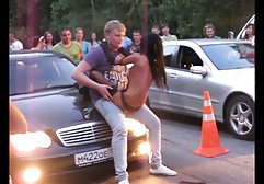 Die junge vollbusige Anastasia Hart wird während einer youporn deutsch gratis Massage von einem Kunden gefickt