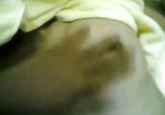 Die Schönheit tube sex deutsch Nina masturbiert mit einem Nylon-Penis