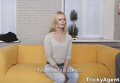 Betroffener xhamster german dirty talk Franzose nahm auf der Messe einen dünnen Krümel ab und fickte anal