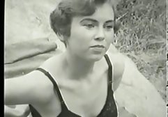 Niger fingert an seinem weißen Freund german retro porn herum