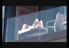 Saugt Schwanz auf dem Rücksitz bestporn deutsch eines Autos